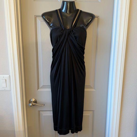 black and gold gucci dress Gucci // Black & Gold Toggle Belted Dress – VSP Consignment